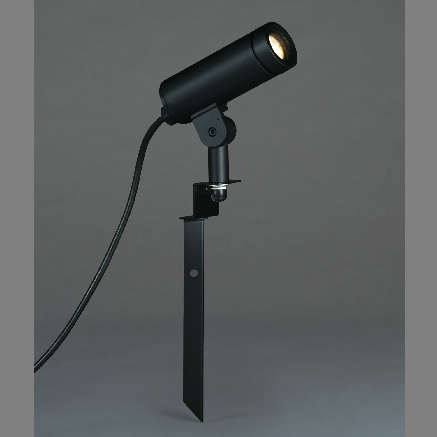 山田照明 山田照明(YAMADA) AD-2605-L ガーデンライト LEDランプ交換型 非調光 電球色 防雨型 ダークシルバー スパイク式 [♪] 